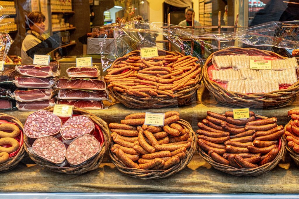 お歳暮の早割で人気の肉ギフトがある店のチャットサポートは？